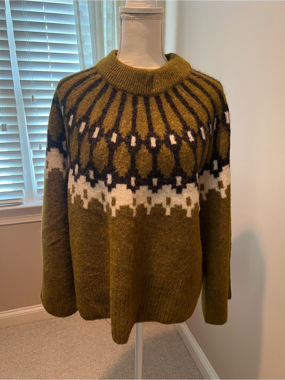 Banana Republic Olive Green Fair Isle Crewneck Sweater